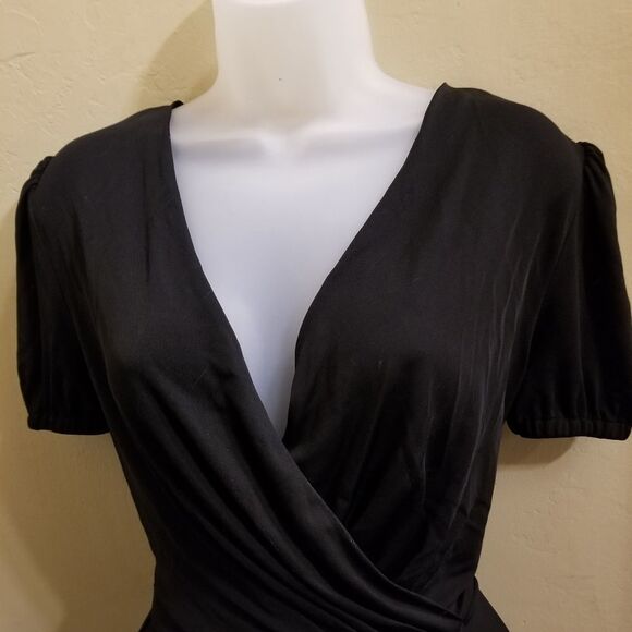 Dolce & Gabbana wrap dress - Picture 2 of 7